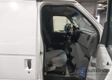 2010 Ford E-150 Commercial/Recreational из США, поврежденный, VIN 1FTNE1EW9ADA66535